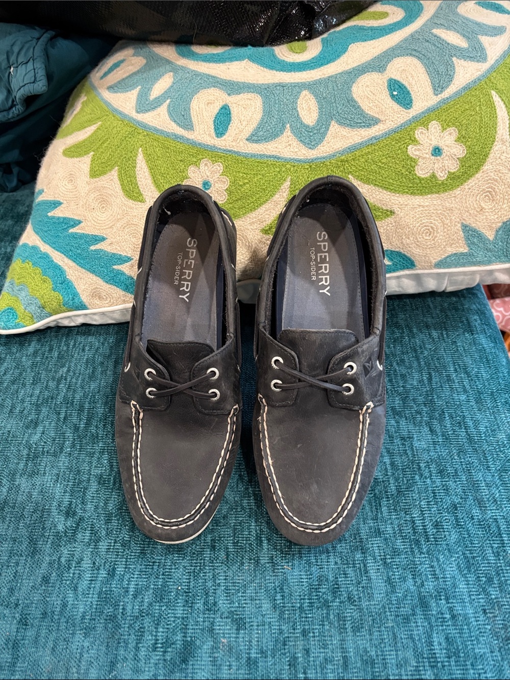 Sperry Black Men's Leather Boat Shoes with Contrast Stitching